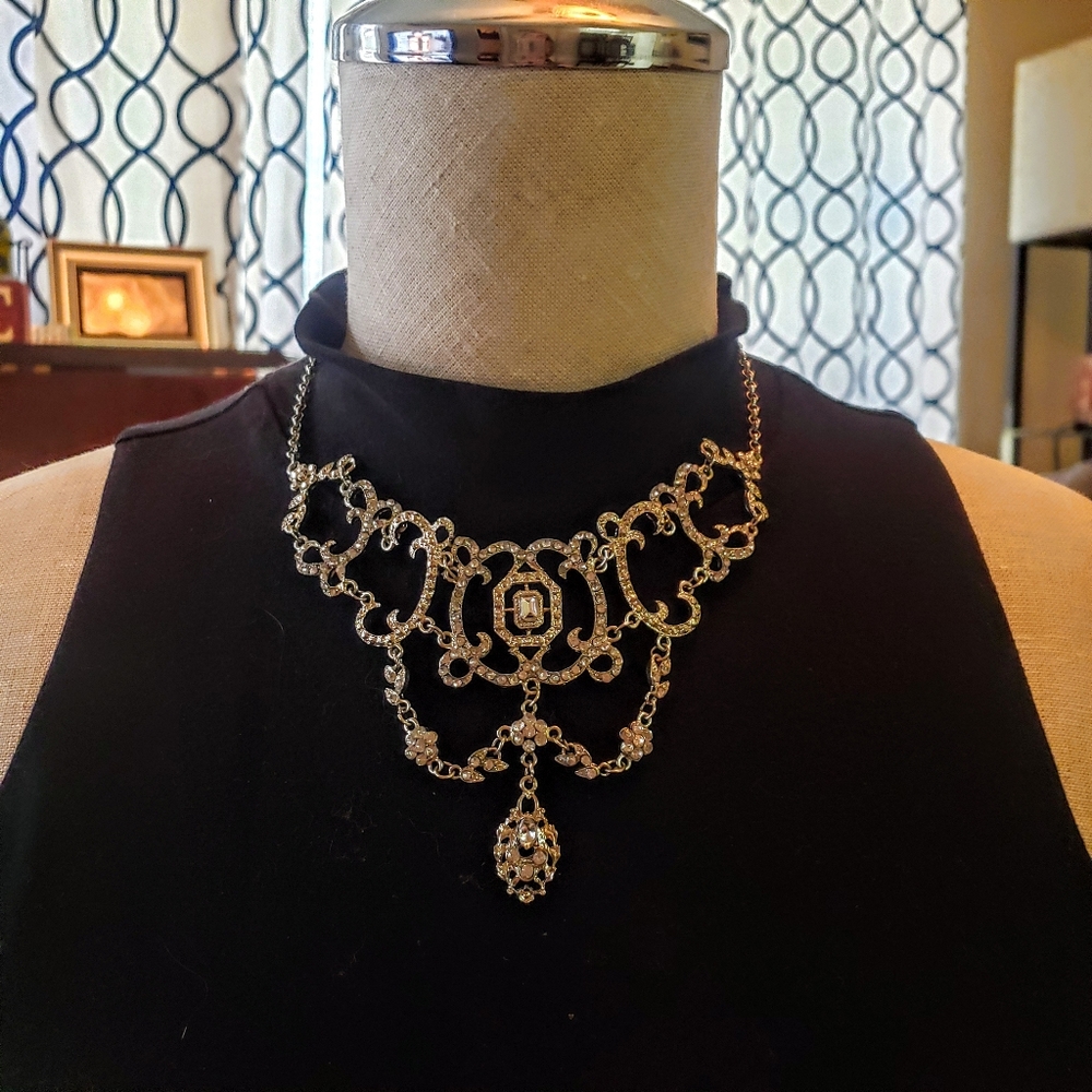 Silver statement choker necklace